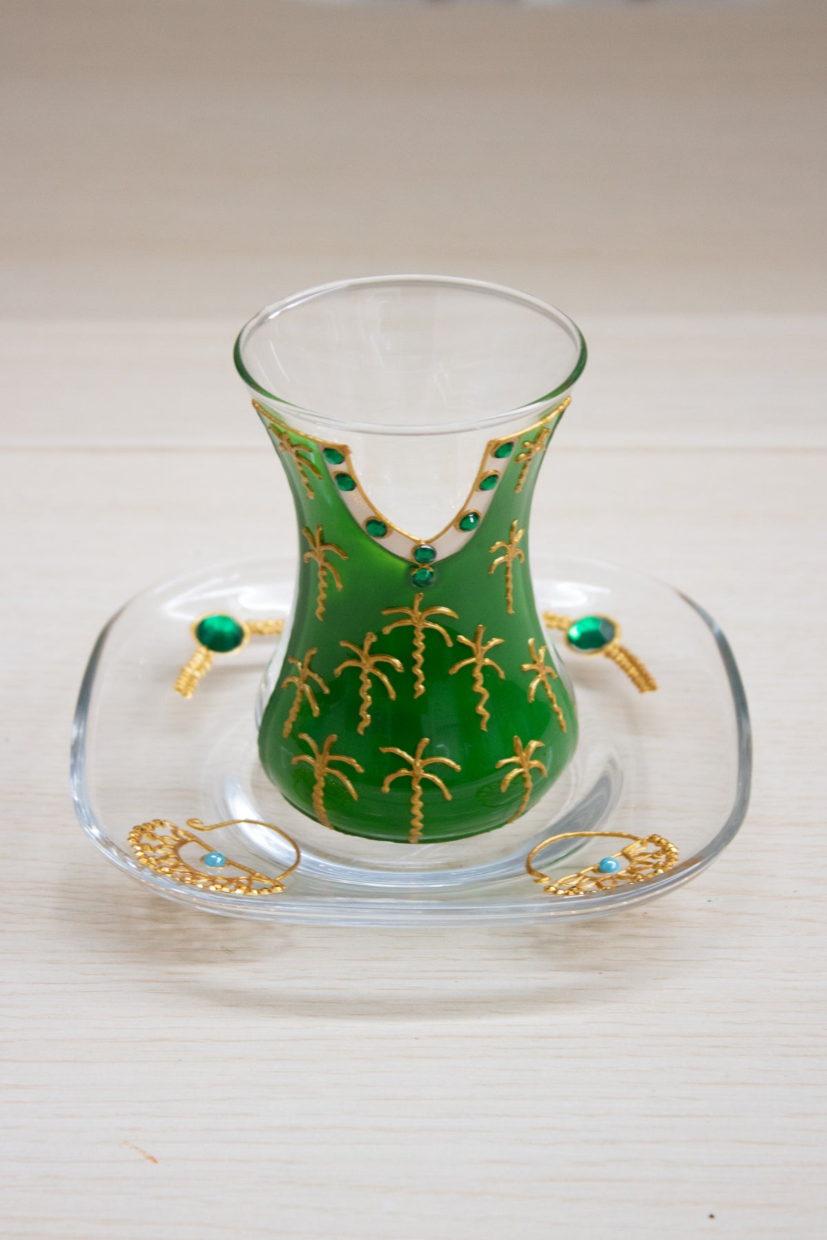 Iraqi Dishdasha-Inspired Teacup